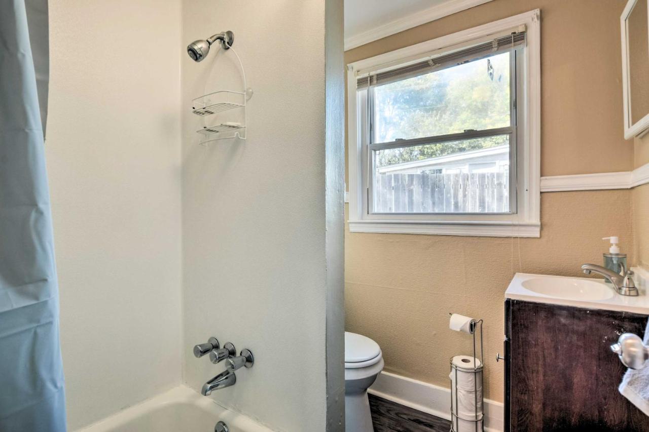 Cozy Greenville Bungalow About 2 Mi To Downtown! Ngoại thất bức ảnh